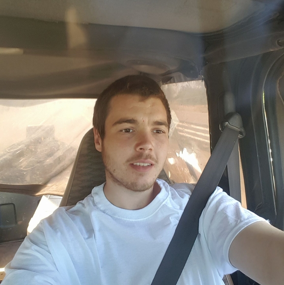 Meet your Posher, Chad - Picture 1 of 1